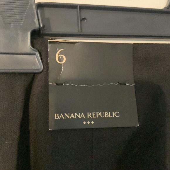 Banana Republic - Black Skirt - Picture 4 of 6